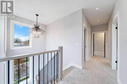 8 - 24 Grapeview Drive, St. Catharines (453 - Grapeview), ON - Indoor Photo Showing Other Room