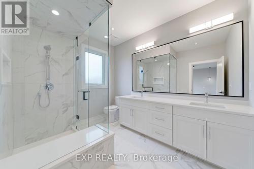 8 - 24 Grapeview Drive, St. Catharines (453 - Grapeview), ON - Indoor Photo Showing Bathroom