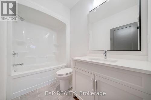 6 - 24 Grapeview Drive, St. Catharines (453 - Grapeview), ON - Indoor Photo Showing Bathroom