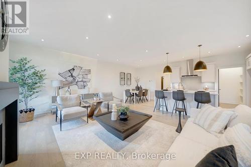 14 - 24 Grapeview Drive, St. Catharines (453 - Grapeview), ON - Indoor Photo Showing Living Room