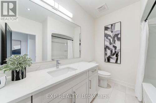 14 - 24 Grapeview Drive, St. Catharines (453 - Grapeview), ON - Indoor Photo Showing Bathroom