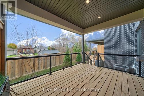 14 - 24 Grapeview Drive, St. Catharines (453 - Grapeview), ON - Outdoor With Deck Patio Veranda With Exterior