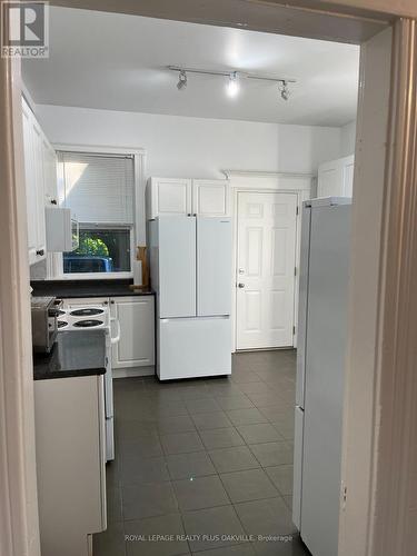 1117 Richmond Street, London, ON - Indoor Photo Showing Kitchen