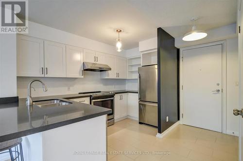 326 - 18 Beverley Street, Toronto, ON - Indoor Photo Showing Kitchen With Stainless Steel Kitchen