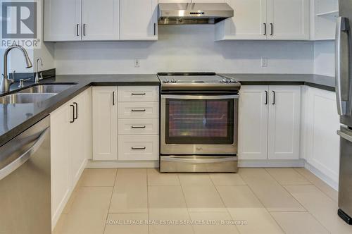 326 - 18 Beverley Street, Toronto, ON - Indoor Photo Showing Kitchen With Stainless Steel Kitchen With Double Sink