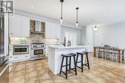 9 Port Rush Trail, Markham, ON - Indoor Photo Showing Kitchen With Upgraded Kitchen