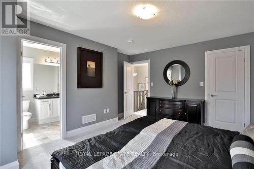 1 Garlent Avenue W, Hamilton, ON - Indoor Photo Showing Bedroom