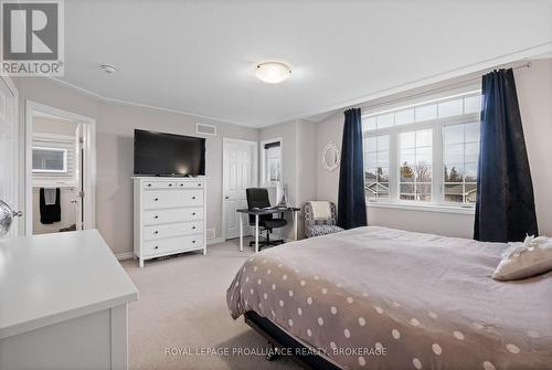 1550 Albany Drive, Kingston (City Northwest), ON - Indoor Photo Showing Bedroom