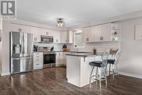 1550 Albany Drive, Kingston (City Northwest), ON - Indoor Photo Showing Kitchen With Upgraded Kitchen