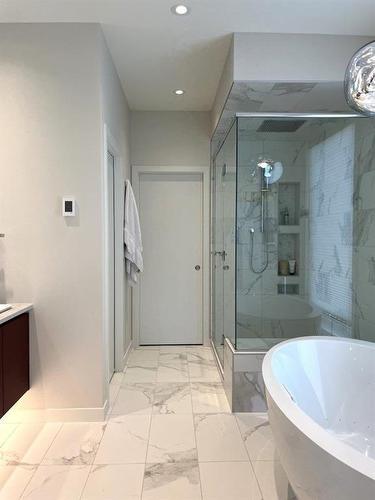 32 Ash Cove, Headingley, MB - Indoor Photo Showing Bathroom