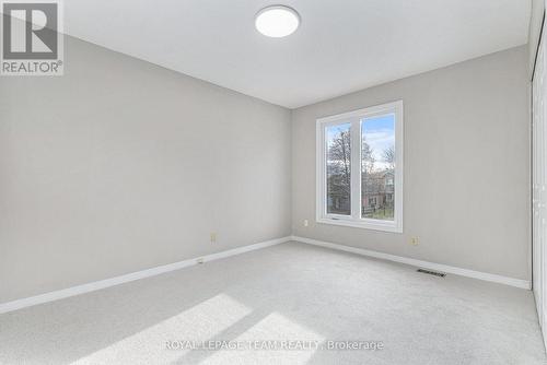 25 Long Gate Court, Ottawa, ON - Indoor Photo Showing Other Room