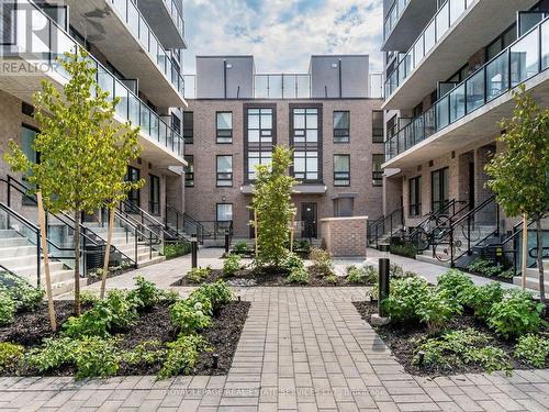 31 - 851 Sheppard Avenue W, Toronto, ON - Outdoor With Balcony