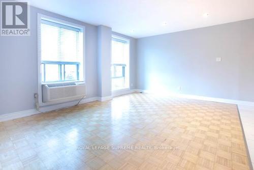 607 - 80 Charles Street, Toronto, ON - Indoor Photo Showing Other Room