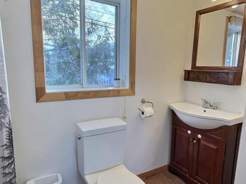 Salle de bains - 10 Rue Réal-Caouette, Rouyn-Noranda, QC - Indoor Photo Showing Bathroom