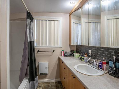 Salle de bains - 205 36E Avenue N., Saint-Georges, QC - Indoor Photo Showing Bathroom