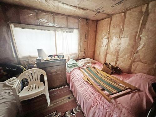 210 Bass Lake Road, Shuniah, ON - Indoor Photo Showing Bedroom