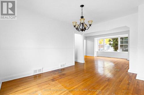 15 Farnsworth Drive, Toronto, ON - Indoor Photo Showing Other Room