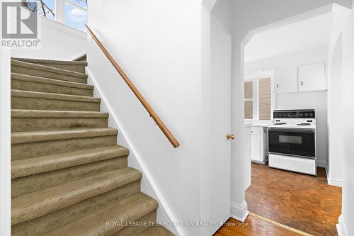 15 Farnsworth Drive, Toronto, ON - Indoor Photo Showing Other Room