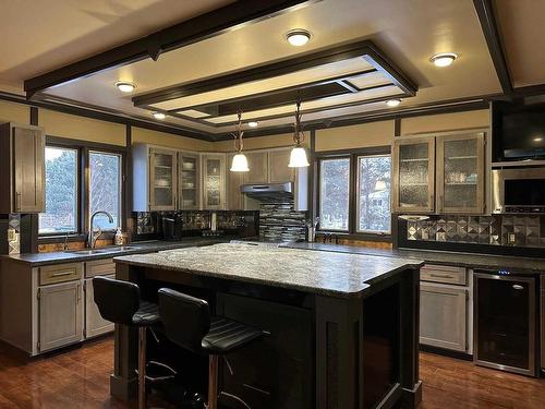 3080 20Th Side Road, Thunder Bay, ON - Indoor Photo Showing Kitchen With Double Sink