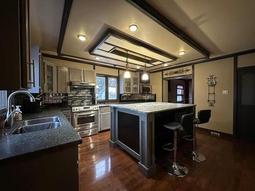 3080 20Th Side Road, Thunder Bay, ON - Indoor Photo Showing Kitchen With Double Sink