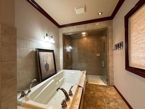 3080 20Th Side Road, Thunder Bay, ON - Indoor Photo Showing Bathroom