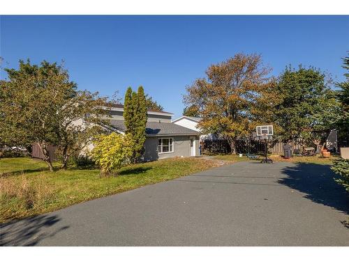 3 Lexington Place, Conception Bay South, NL 