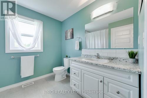 8961 Wellington Road 16, Wellington North, ON - Indoor Photo Showing Bathroom