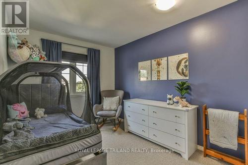 39 Phair Crescent, London, ON - Indoor Photo Showing Bedroom