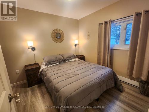 111 Second Avenue, Englehart, ON - Indoor Photo Showing Bedroom