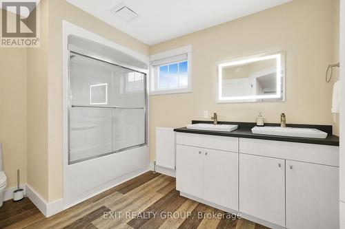 104 Alyea Road, Quinte West, ON - Indoor Photo Showing Bathroom