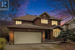 800 FOXWOOD COURT  Ottawa, ON K4A 3E9