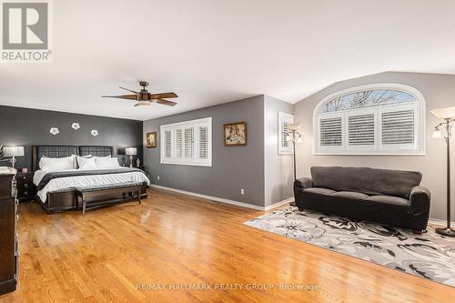 800 Foxwood Court, Ottawa, ON - Indoor Photo Showing Bedroom