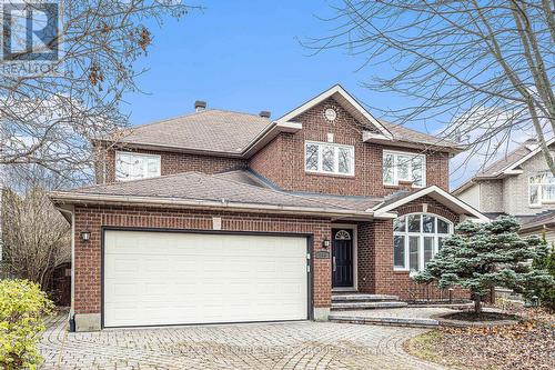 800 Foxwood Court, Ottawa, ON - Outdoor