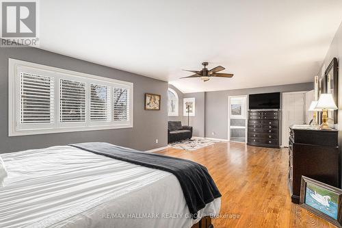 800 Foxwood Court, Ottawa, ON - Indoor Photo Showing Bedroom