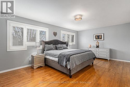 800 Foxwood Court, Ottawa, ON - Indoor Photo Showing Bedroom