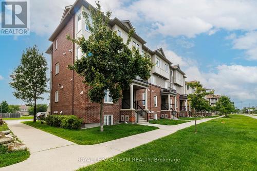 2557 Longfields Drive, Ottawa, ON - Outdoor