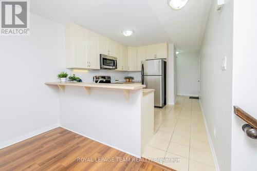 2557 Longfields Drive, Ottawa, ON - Indoor Photo Showing Kitchen