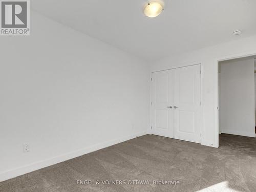 803 Anciano Crescent, Ottawa, ON - Indoor Photo Showing Other Room