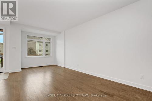 803 Anciano Crescent, Ottawa, ON - Indoor Photo Showing Other Room