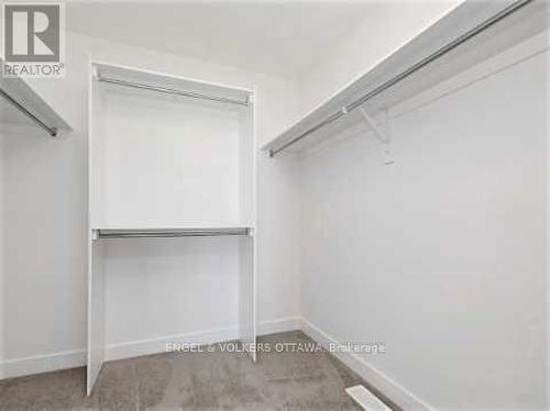 801 Anciano Crescent, Ottawa, ON - Indoor With Storage