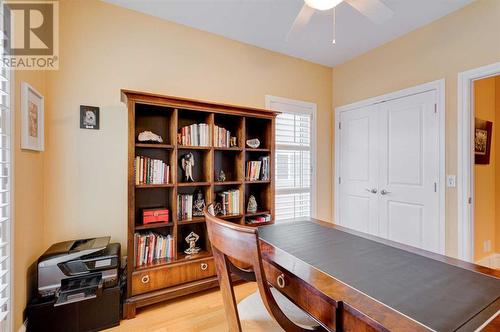 24 Schiller Crescent Nw, Calgary, AB - Indoor Photo Showing Office