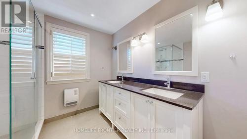 139 Hillhurst Boulevard, Toronto, ON - Indoor Photo Showing Bathroom