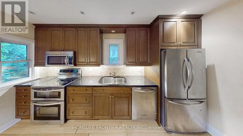 139 Hillhurst Boulevard, Toronto, ON - Indoor Photo Showing Kitchen