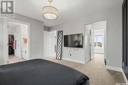 722 Brookhurst Lane, Saskatoon, SK - Indoor Photo Showing Bedroom