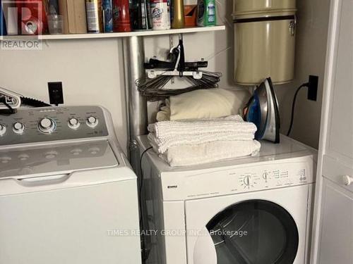 77 Dominion Avenue, Kapuskasing, ON - Indoor Photo Showing Laundry Room