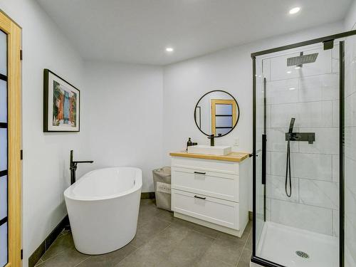 Salle de bains - 88  - 90 Rue Jean-Talon, Saint-Jean-Sur-Richelieu, QC - Indoor Photo Showing Bathroom