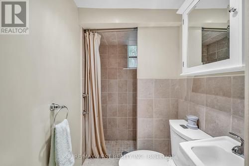 5 Picton Crescent, Toronto, ON - Indoor Photo Showing Bathroom