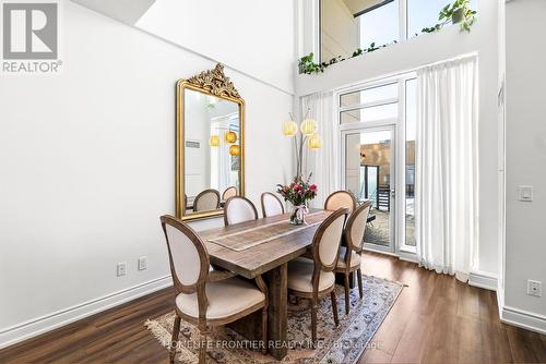 Th 102 - 9618 Yonge Street, Richmond Hill, ON - Indoor Photo Showing Dining Room