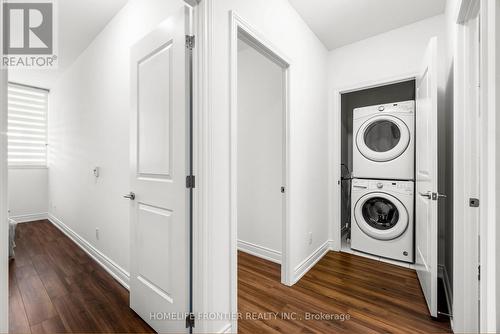 Th 102 - 9618 Yonge Street, Richmond Hill, ON - Indoor Photo Showing Laundry Room