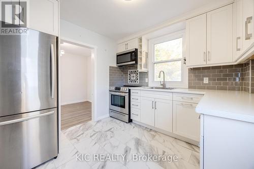 24 Sandra Drive, Orillia, ON - Indoor Photo Showing Kitchen